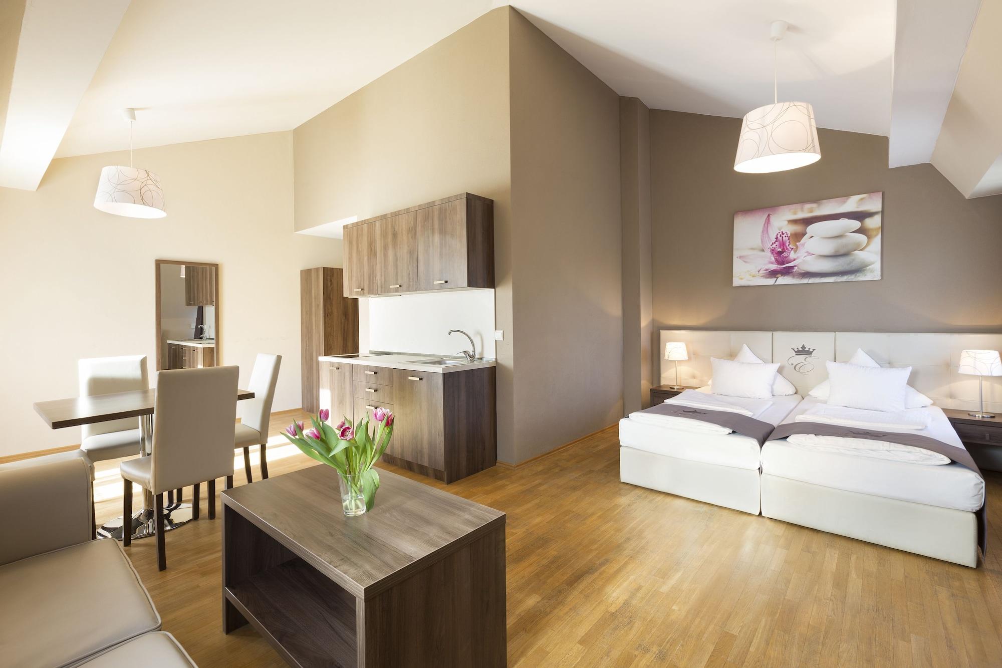 Empress Boutique Hotel 3* Munich