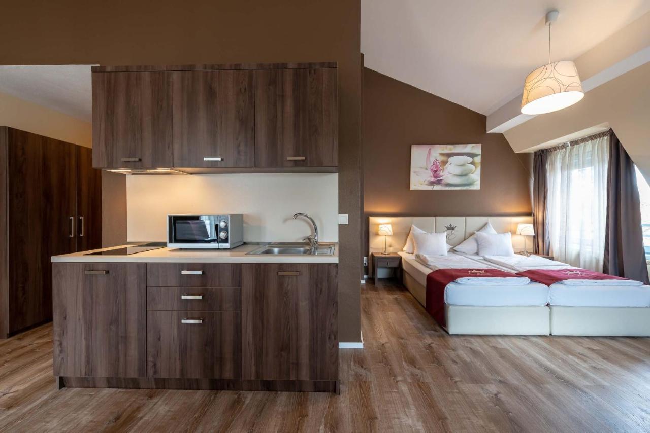 Empress Boutique Hotel 3* Munich