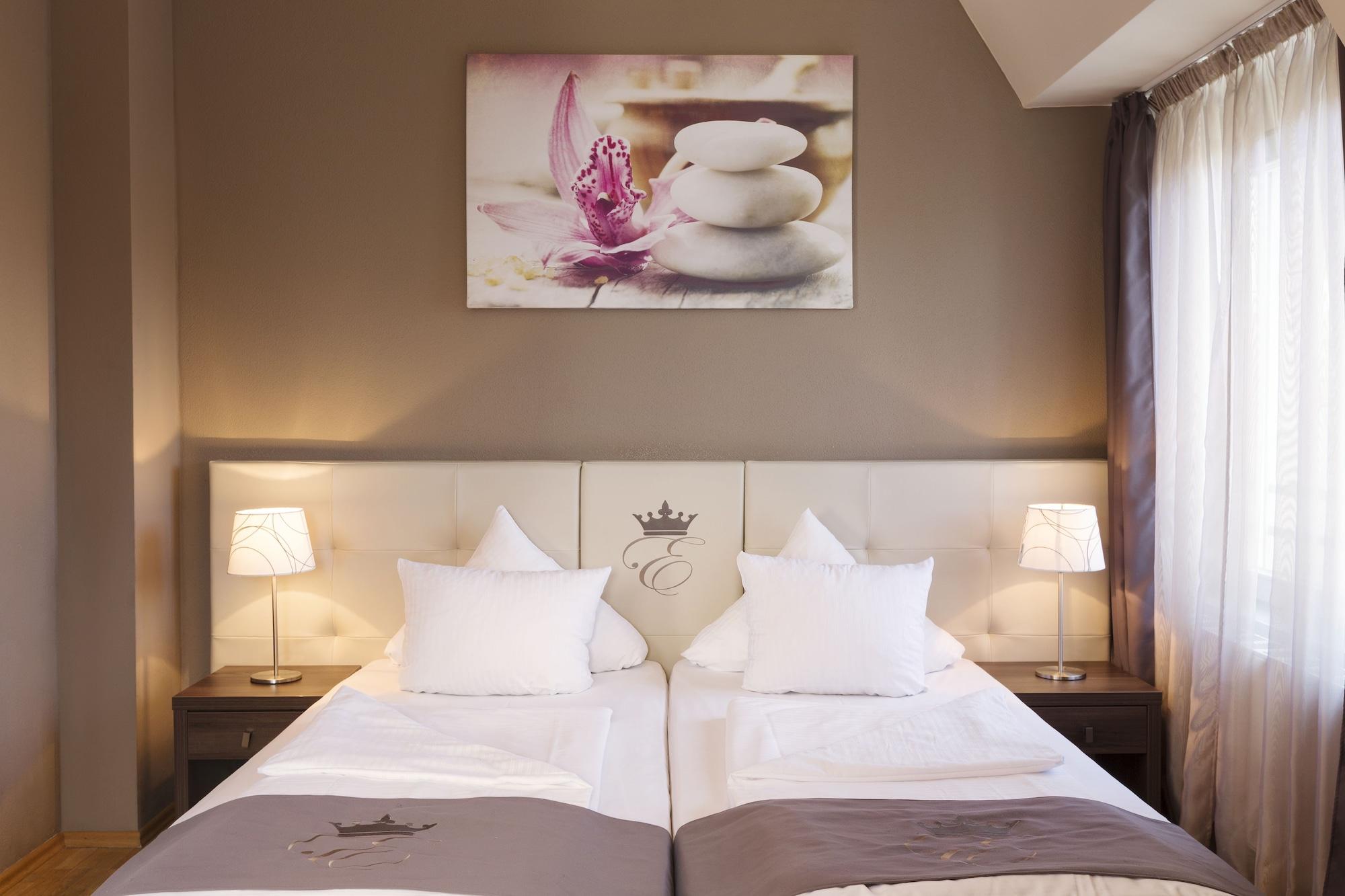 Empress Boutique 3*